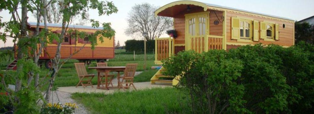 Les Roulottes De La Ferme Des Chanaux Saint-Julien-d'Ance Bagian luar foto